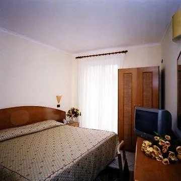 Hotel Alessi Palace 3*
